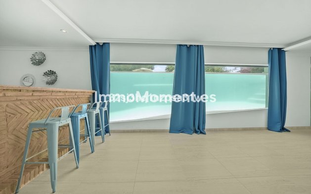 Resale - Detached villa - Estepona - Estepona Centro