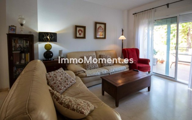 Resale - Townhouse - Estepona - Estepona Centro