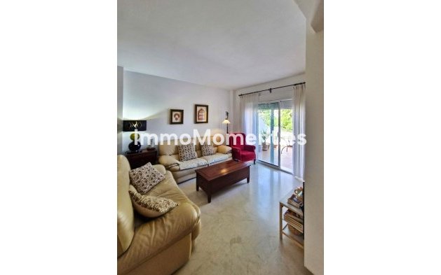 Resale - Townhouse - Estepona - Estepona Centro