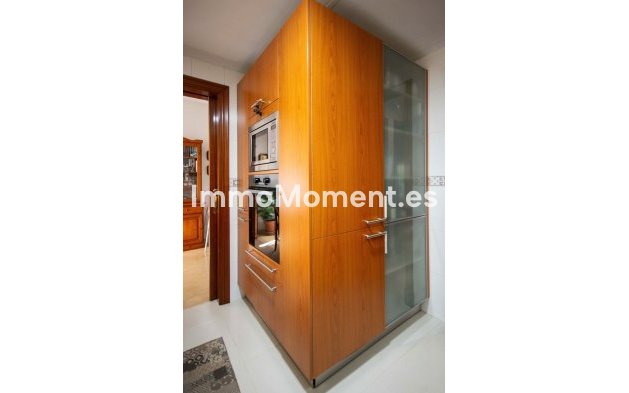 Resale - Townhouse - Estepona - Estepona Centro