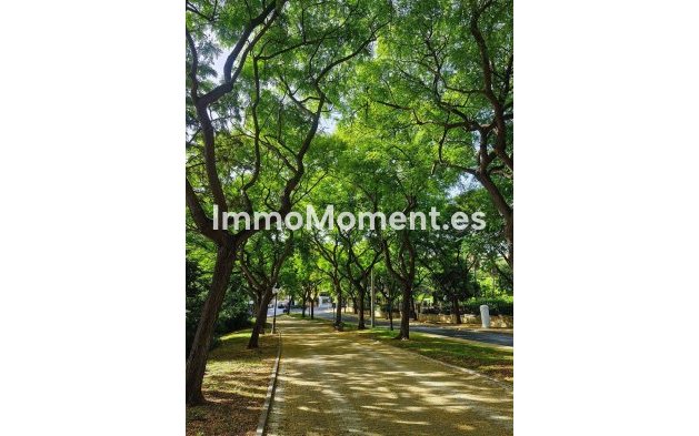 Resale - Townhouse - Estepona - Estepona Centro