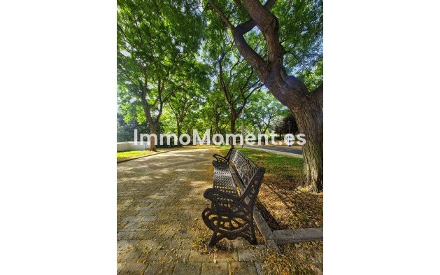 Resale - Townhouse - Estepona - Estepona Centro
