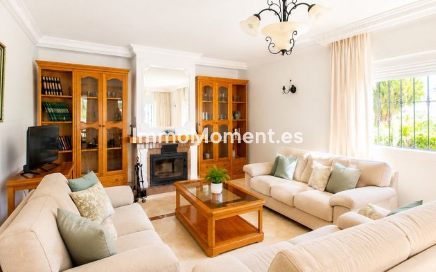 Resale - Country house - Estepona - Estepona Centro
