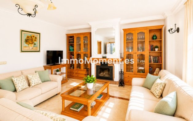 Resale - Country house - Estepona - Estepona Centro