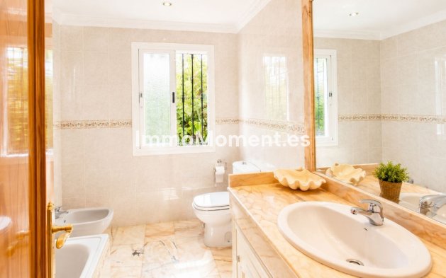 Resale - Country house - Estepona - Estepona Centro
