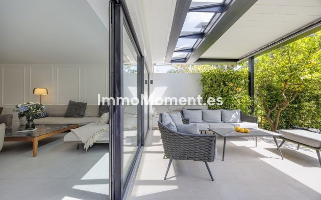 Wiederverkauf - Freistehende Villa - Marbella - Nueva Andalucía