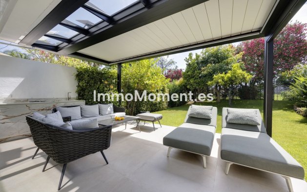 Wiederverkauf - Freistehende Villa - Marbella - Nueva Andalucía