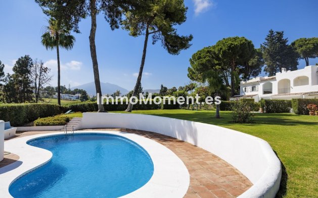 Wiederverkauf - Freistehende Villa - Marbella - Nueva Andalucía