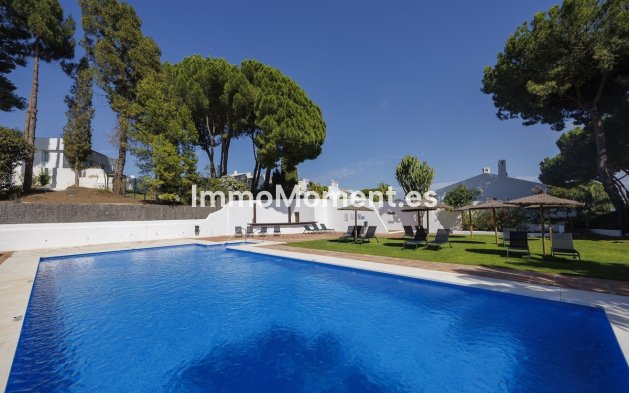 Wiederverkauf - Freistehende Villa - Marbella - Nueva Andalucía