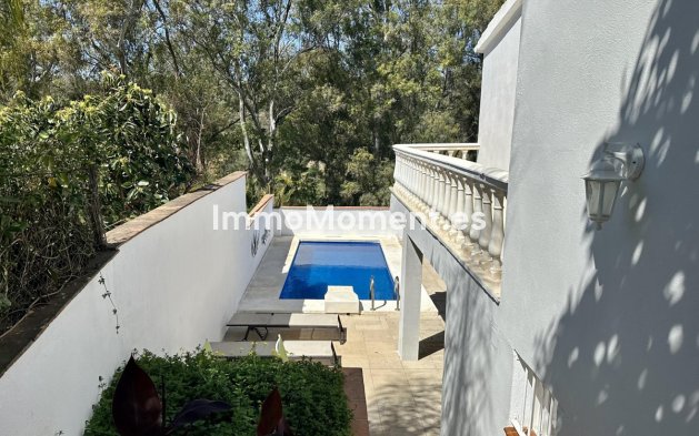 Wiederverkauf - Freistehende Villa - Marbella - El Rosario