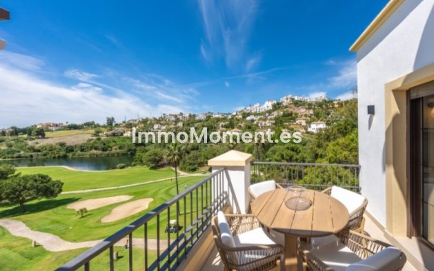 Resale - Apartment - Benahavís - Benahavís Centro