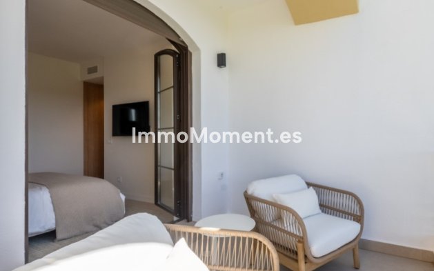 Resale - Apartment - Benahavís - Benahavís Centro