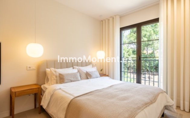 Resale - Apartment - Benahavís - Benahavís Centro