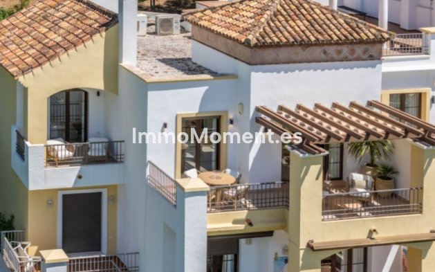 Resale - Apartment - Benahavís - Benahavís Centro