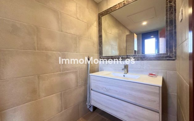 Resale - Detached villa - Estepona - Estepona Centro