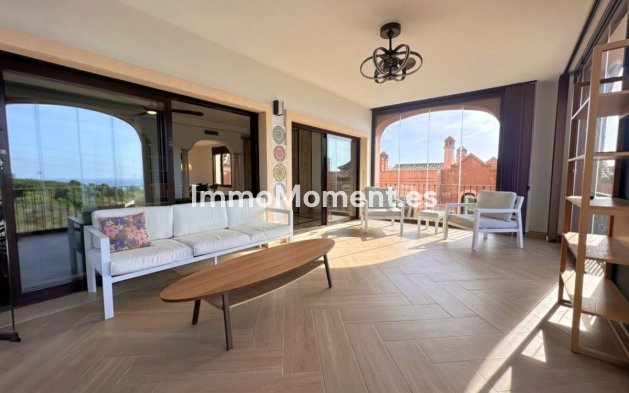Resale - Detached villa - Estepona - Estepona Centro