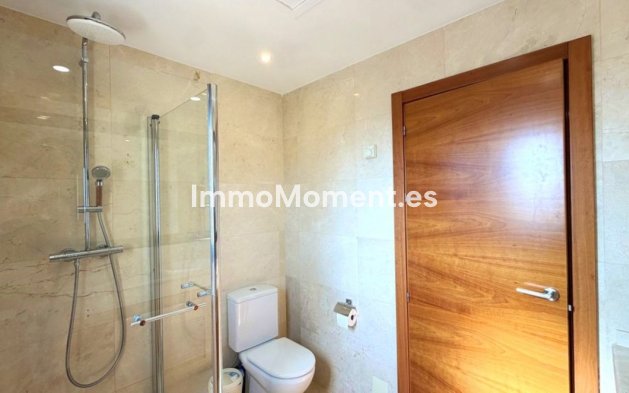 Resale - Detached villa - Estepona - Estepona Centro