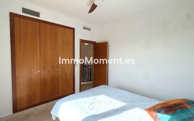 Resale - Detached villa - Estepona - Estepona Centro