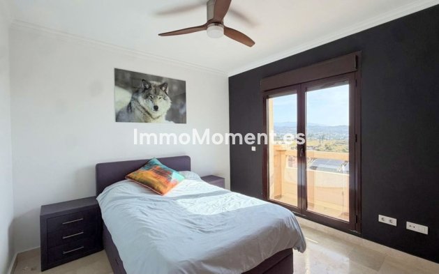 Resale - Detached villa - Estepona - Estepona Centro