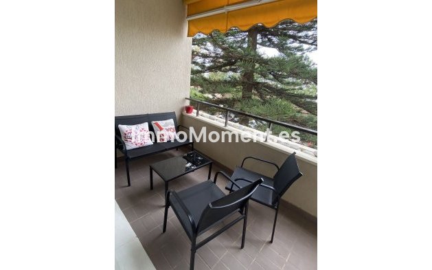 Resale - Apartment - Estepona - Atalaya
