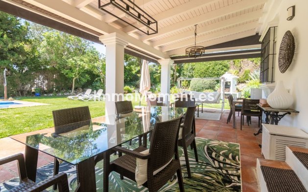 Wiederverkauf - Freistehende Villa - Estepona  - Estepona Centro