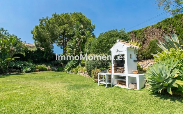 Wiederverkauf - Freistehende Villa - Estepona  - Estepona Centro