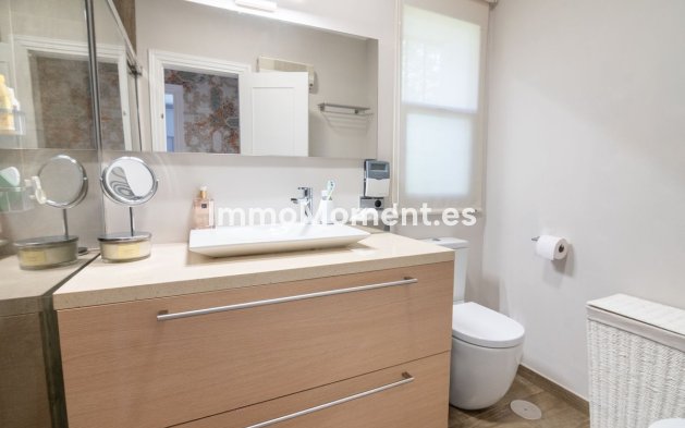 Wiederverkauf - Freistehende Villa - Estepona  - Estepona Centro