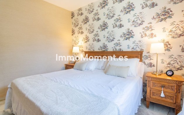 Wiederverkauf - Freistehende Villa - Estepona  - Estepona Centro