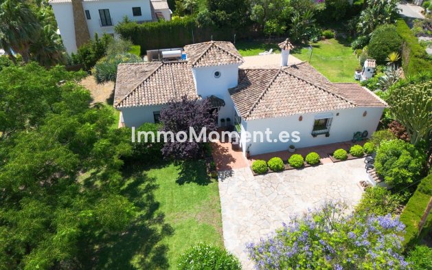Wiederverkauf - Freistehende Villa - Estepona  - Estepona Centro