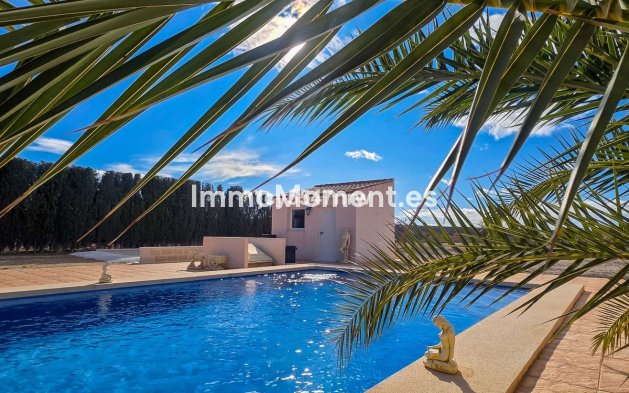 Revente - Villa individuelle - Pinoso - Pinoso Centro