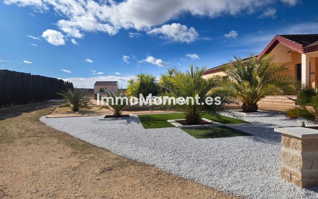 Revente - Villa individuelle - Pinoso - Pinoso Centro