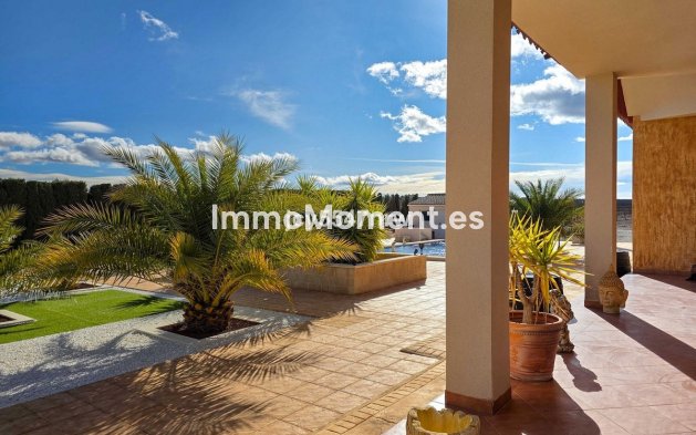 Revente - Villa individuelle - Pinoso - Pinoso Centro