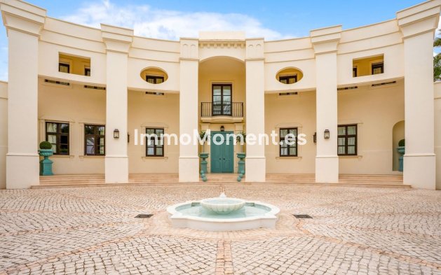 Reventa - Villa independiente - Marbella - Guadalmina Baja