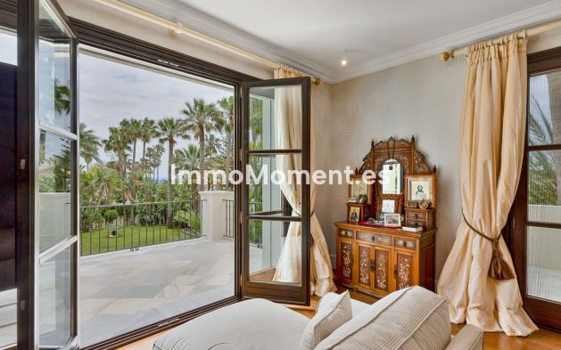 Reventa - Villa independiente - Marbella - Guadalmina Baja