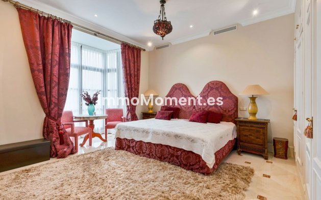 Reventa - Villa independiente - Marbella - Guadalmina Baja