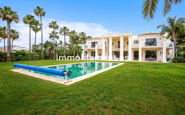 Reventa - Villa independiente - Marbella - Guadalmina Baja