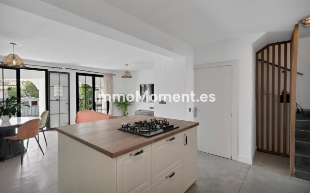 Revente - Maison mitoyenne - Estepona  - Estepona Centro