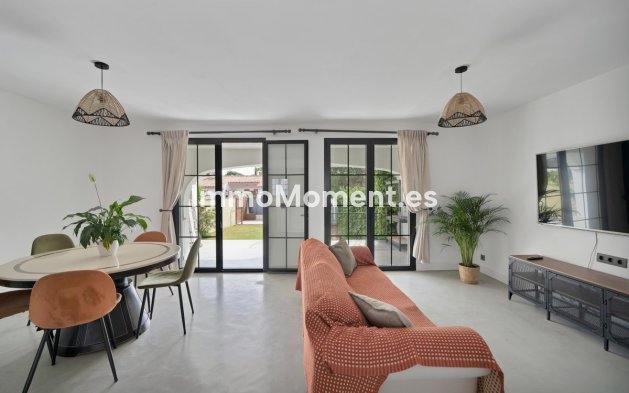 Revente - Maison mitoyenne - Estepona  - Estepona Centro