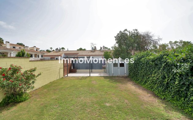 Revente - Maison mitoyenne - Estepona  - Estepona Centro