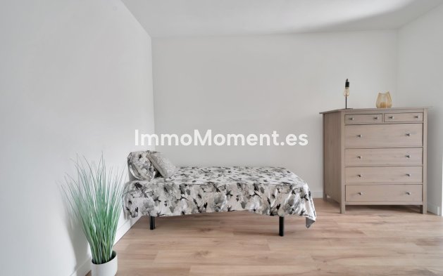 Revente - Maison mitoyenne - Estepona  - Estepona Centro