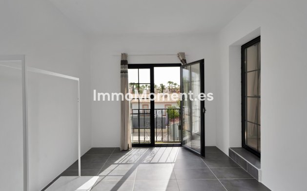 Revente - Maison mitoyenne - Estepona  - Estepona Centro