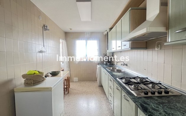 Resale - Apartment - Málaga