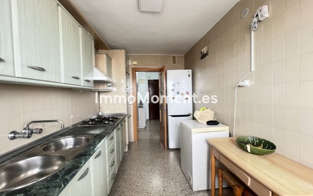 Resale - Apartment - Málaga