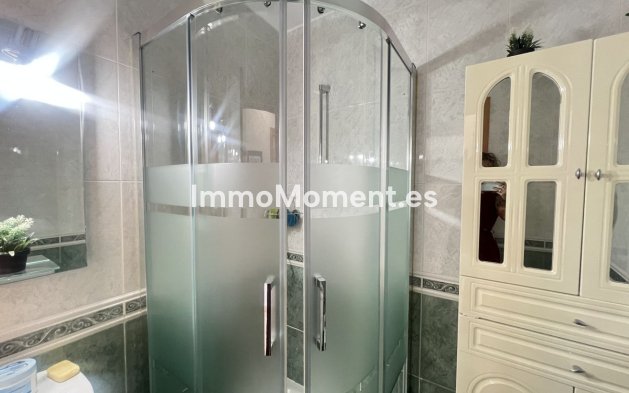 Resale - Apartment - Málaga