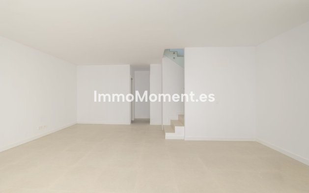 Resale - Detached villa - Estepona - Estepona Centro