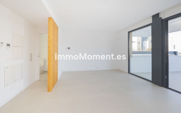 Resale - Detached villa - Estepona - Estepona Centro