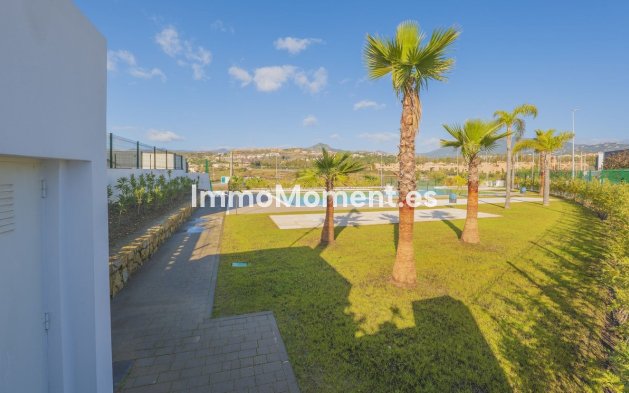 Resale - Detached villa - Estepona - Estepona Centro