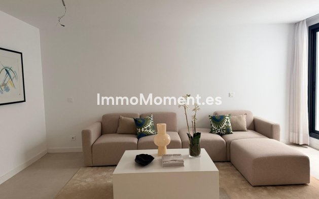 Resale - Detached villa - Estepona - Estepona Centro