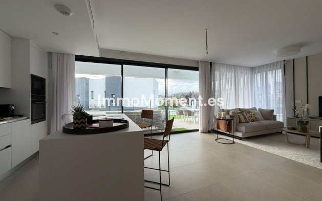 Resale - Detached villa - Estepona - Estepona Centro