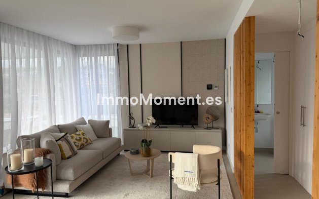 Resale - Detached villa - Estepona - Estepona Centro